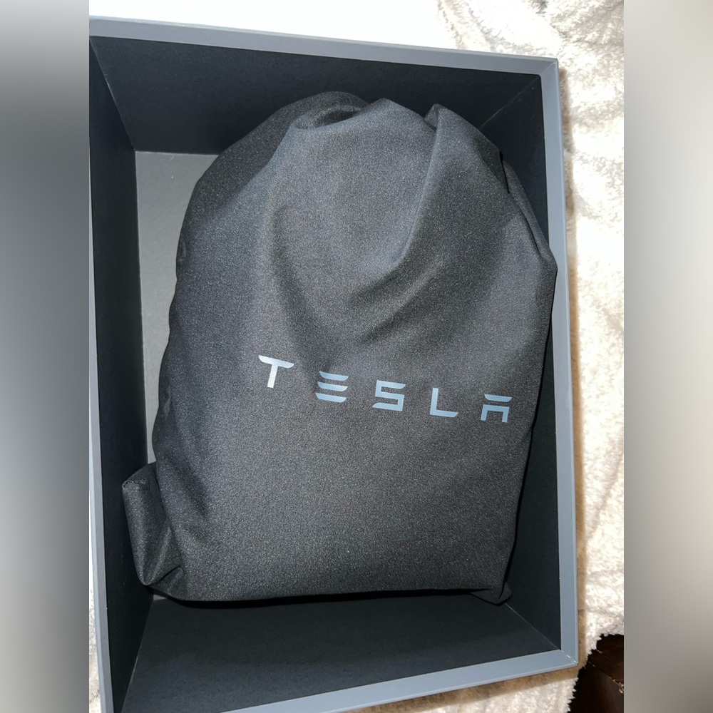 New Mini Tesla Backpack - Picture 5 of 7